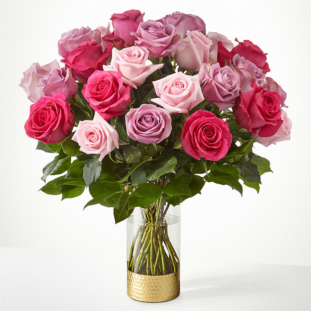 Pure Beauty Mixed Roses – XOXO FLORALS & WINE, Newark OH