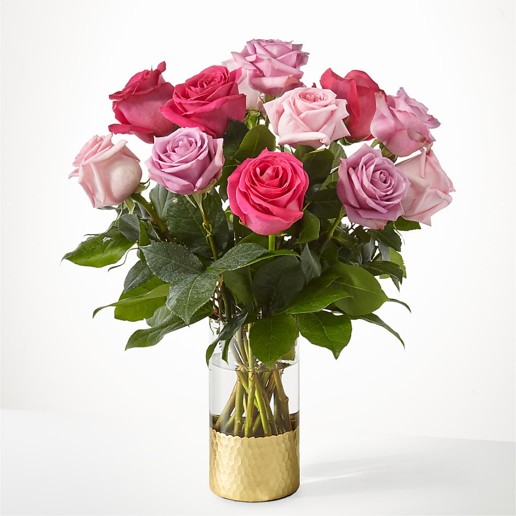 Pure Beauty Mixed Roses – XOXO FLORALS & WINE, Newark OH