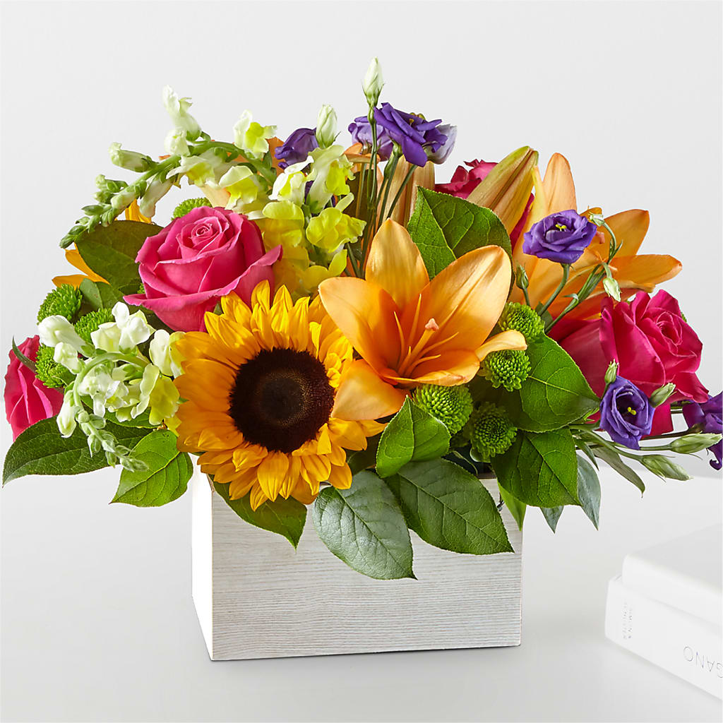Best Day Box Bouquet – XOXO FLORALS & WINE, Newark OH