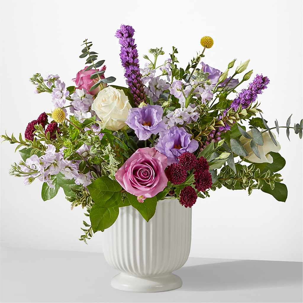 Work of Art Bouquet – XOXO FLORALS & WINE, Newark OH