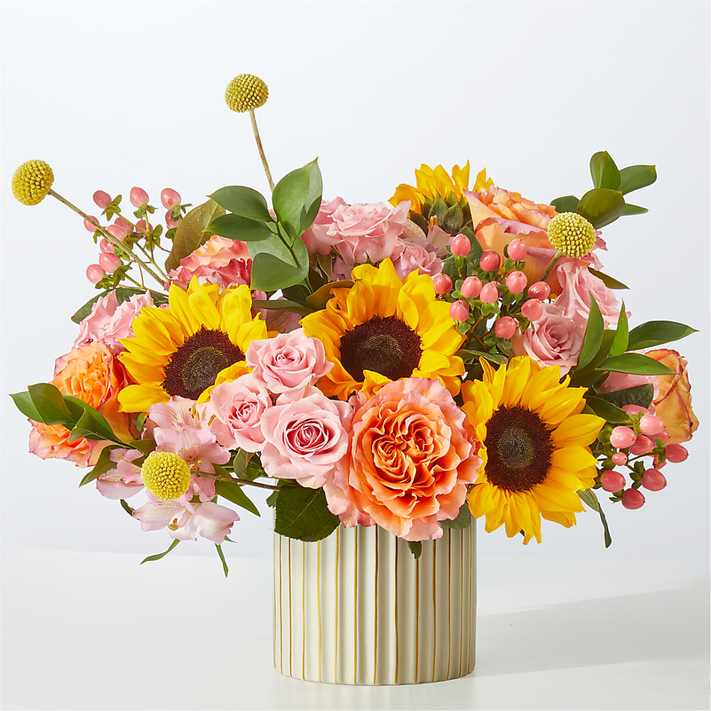 Sun's Out Bouquet – XOXO FLORALS & WINE, Newark OH