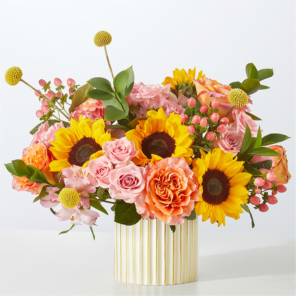 Sun's Out Bouquet – XOXO FLORALS & WINE, Newark OH