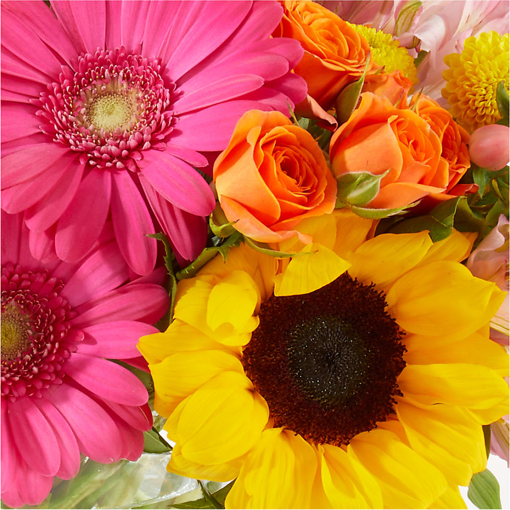 Florist Original Mixed Bouquet – XOXO FLORALS & WINE, Newark OH