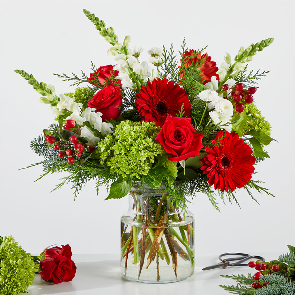 Merry Moment Bouquet – A Florist Original – XOXO FLORALS & WINE, Newark OH