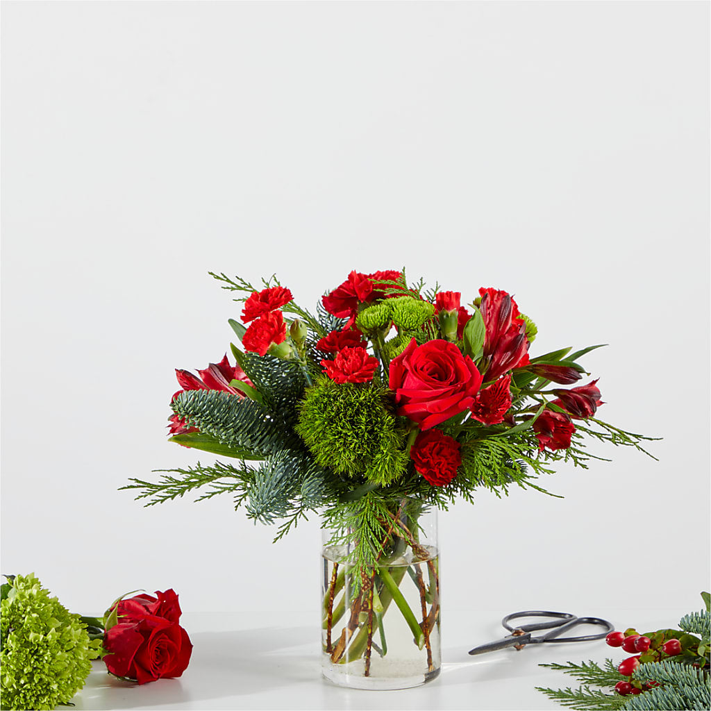 Merry Moment Bouquet – A Florist Original – XOXO FLORALS & WINE, Newark OH