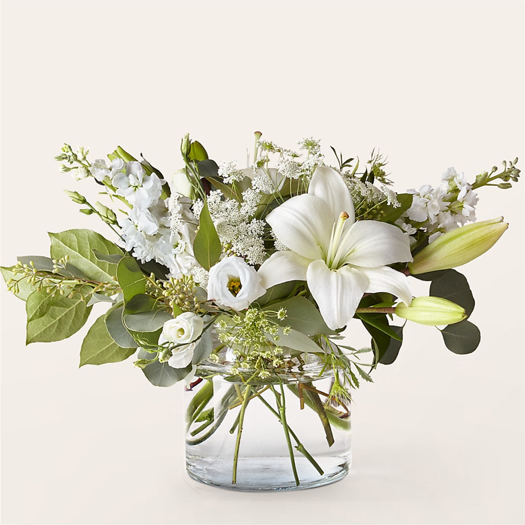 Alluring Elegance Bouquet – XOXO FLORALS & WINE, Newark OH