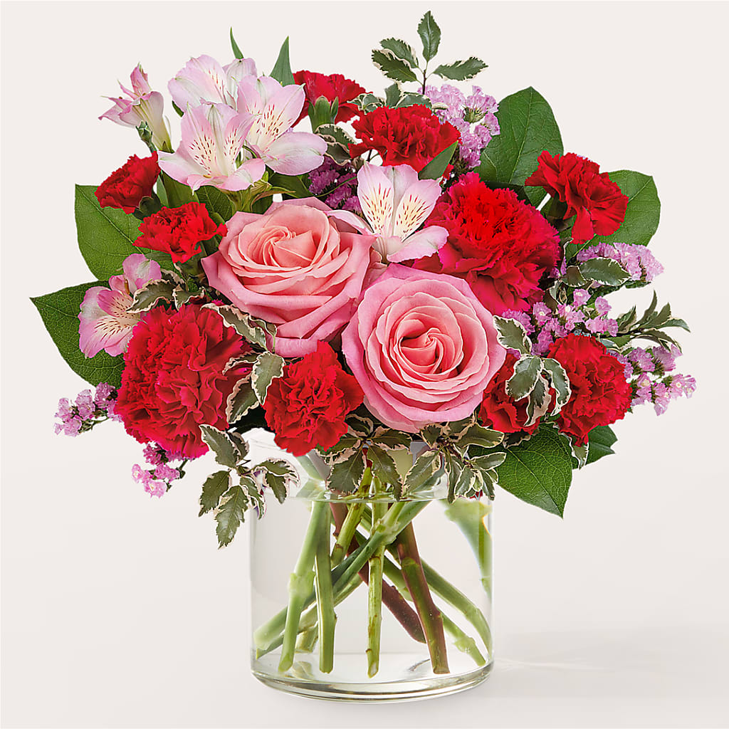 First Impressions Bouquet – XOXO FLORALS & WINE, Newark OH