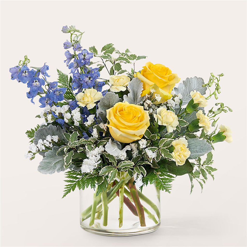 Butterfly Wings Bouquet – XOXO FLORALS & WINE, Newark OH