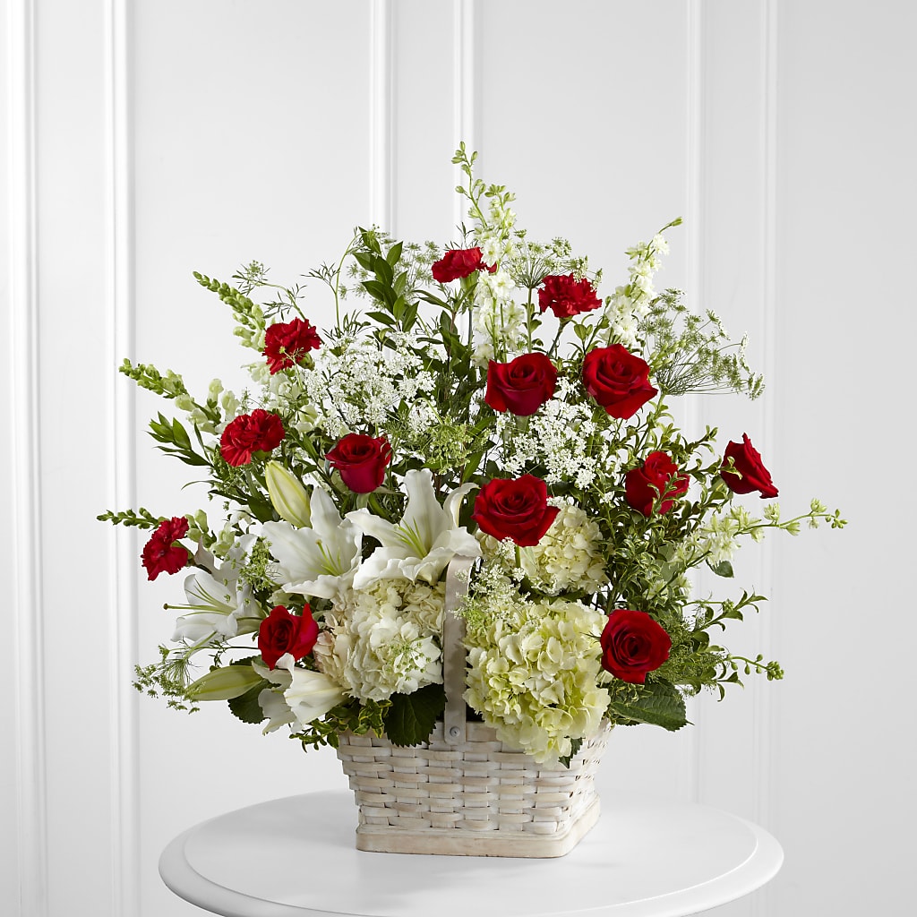 In Loving Memory Arrangement – XOXO FLORALS & WINE, Newark OH