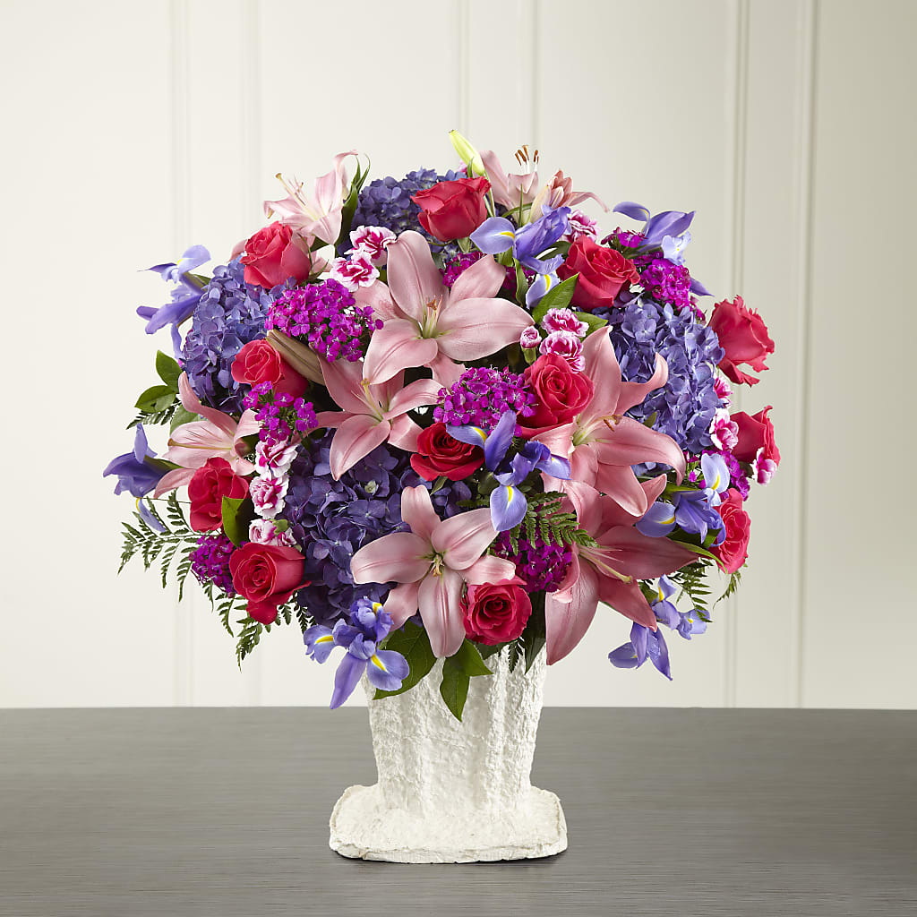 We Fondly Remember Arrangement – XOXO FLORALS & WINE, Newark OH