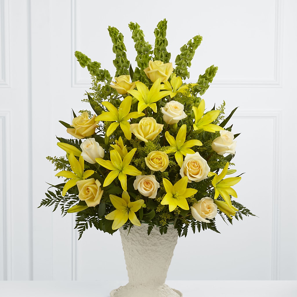 Golden Memories Arrangement – XOXO FLORALS & WINE, Newark OH