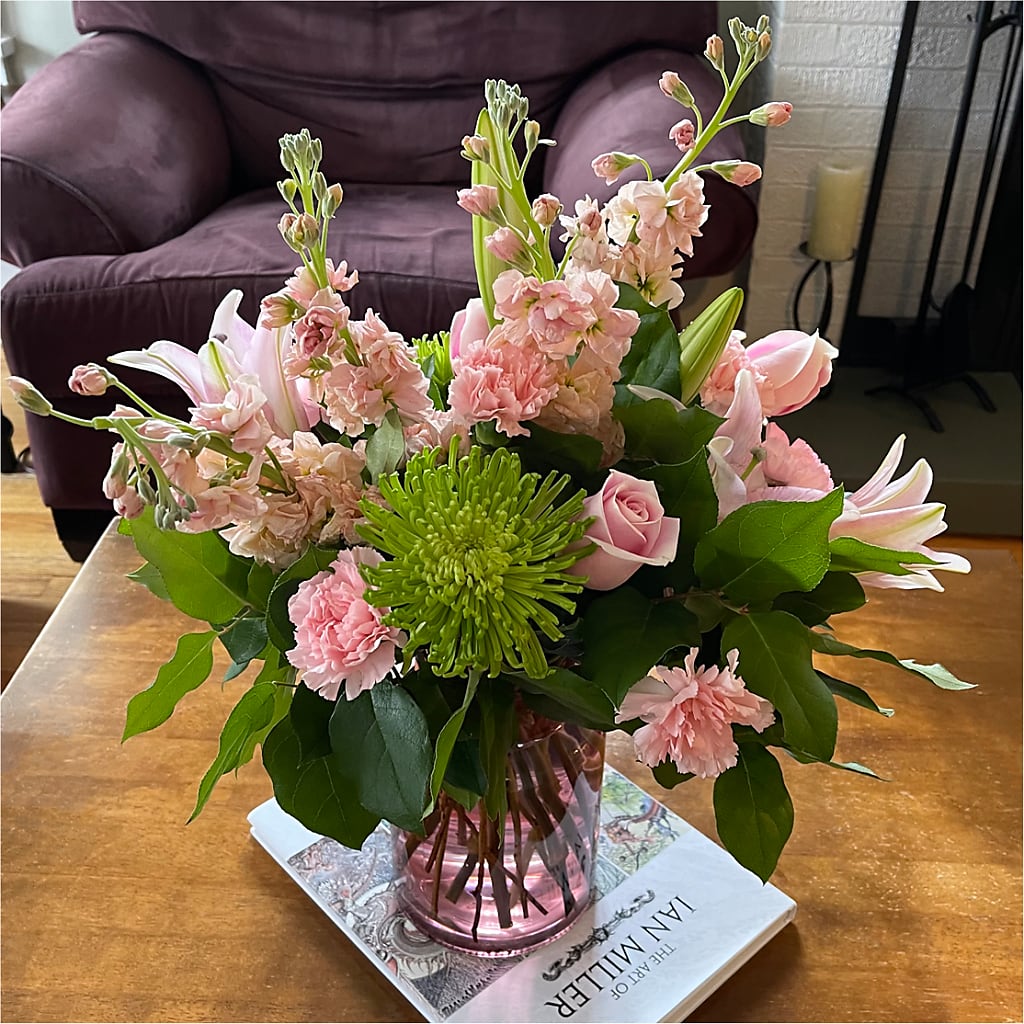 Pretty in Pink Bouquet – XOXO FLORALS & WINE, Newark OH