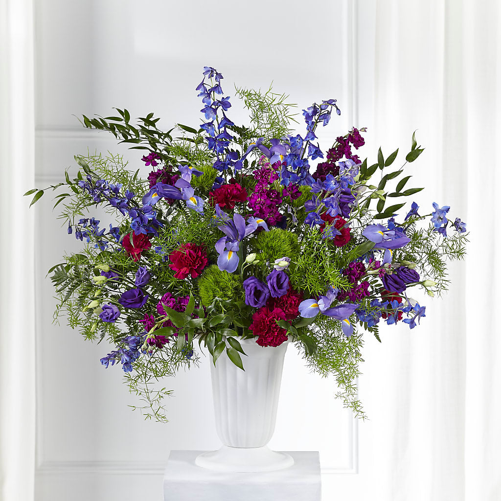 Memorial of Life Arrangement – XOXO FLORALS & WINE, Newark OH