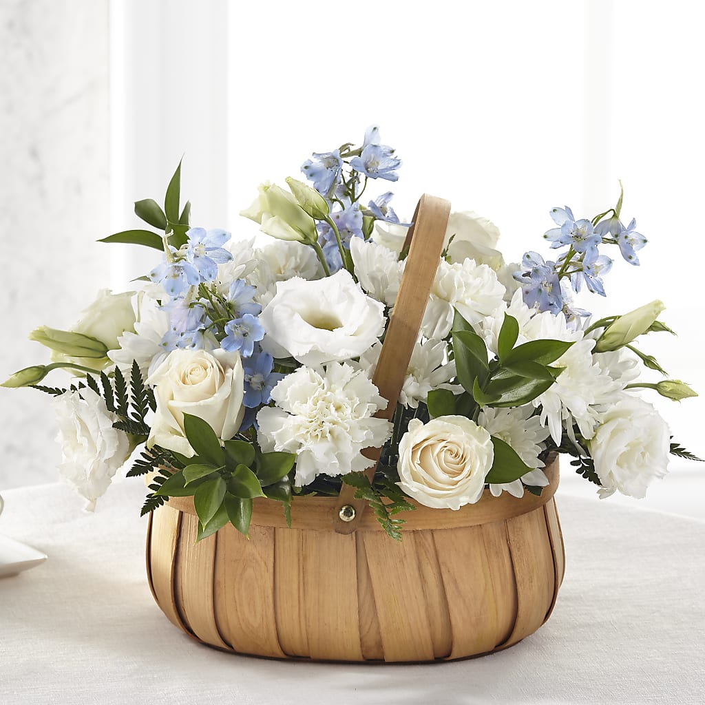 Sincerely Heartfelt Basket – XOXO FLORALS & WINE, Newark OH