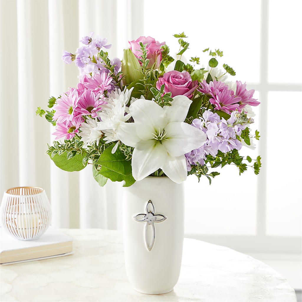 Sacred Space Bouquet – XOXO FLORALS & WINE, Newark OH