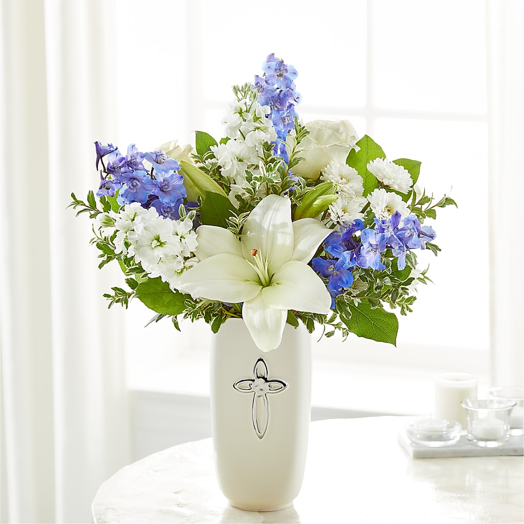 Heavenly Blossoms Bouquet – XOXO FLORALS & WINE, Newark OH