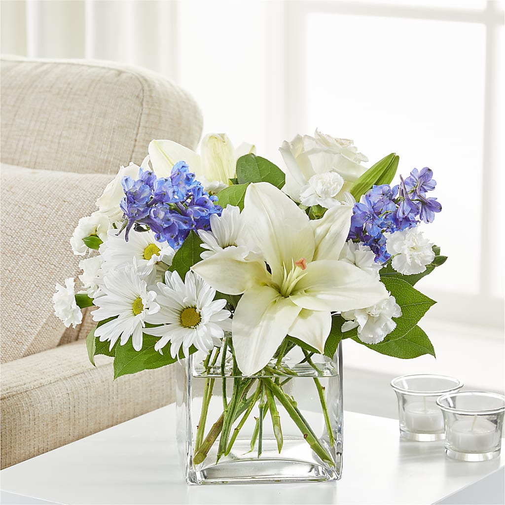 Restored Bouquet – XOXO FLORALS & WINE, Newark OH