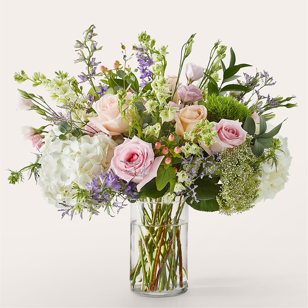 From Scratch Luxury Bouquet – XOXO FLORALS & WINE, Newark OH