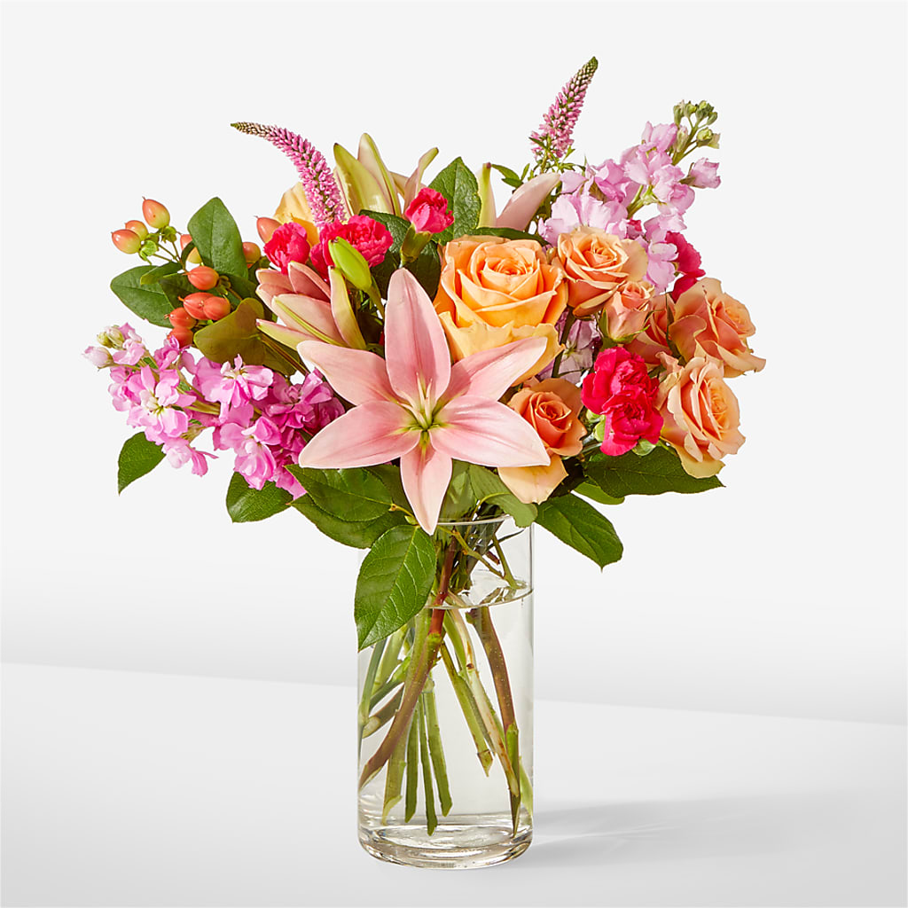 Bisous Bouquet – XOXO FLORALS & WINE, Newark OH