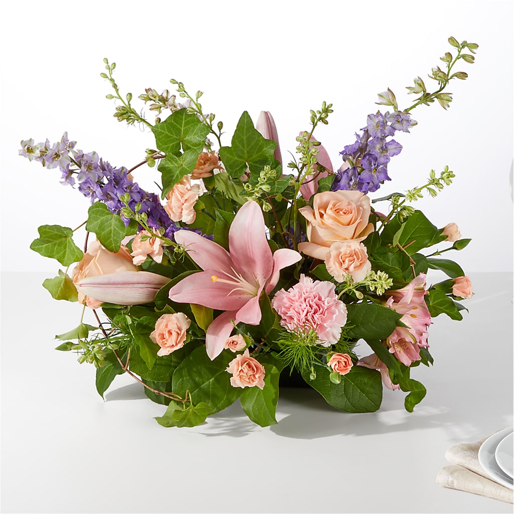 Blossom Time Centerpiece – XOXO FLORALS & WINE, Newark OH