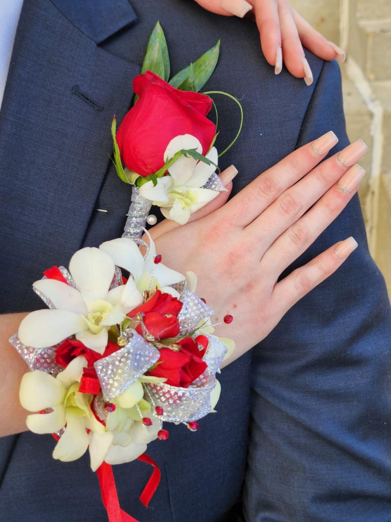 Rose Color Choice White Orchid Combo BOUTONNIERE ONLY!!! Magnetic bouts – XOXO FLORALS & WINE, Newark OH