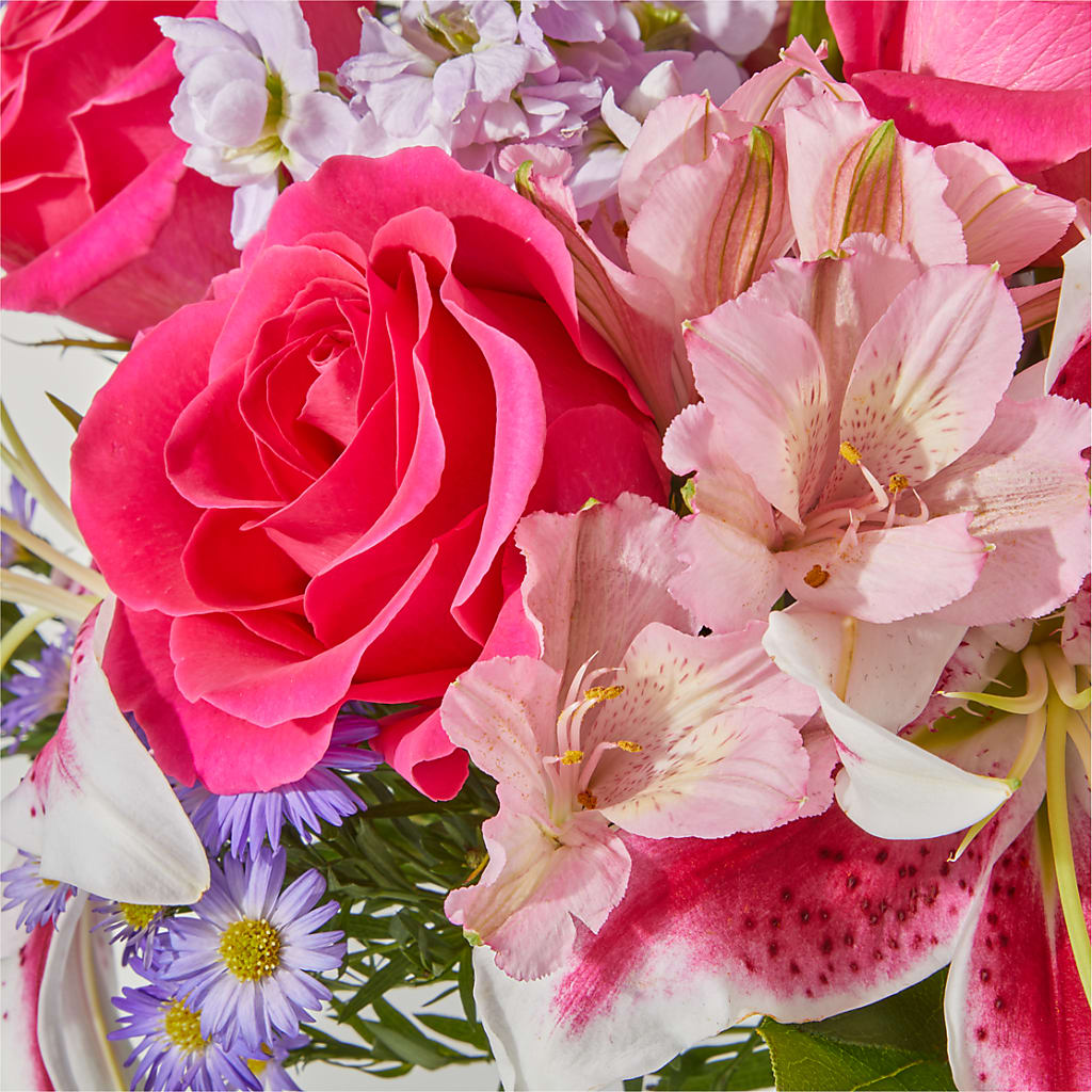 Pressing Petals Bouquet – XOXO FLORALS & WINE, Newark OH