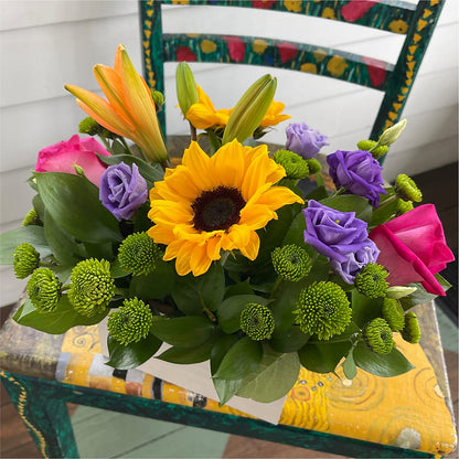 Best Day Box Bouquet – XOXO FLORALS & WINE, Newark OH