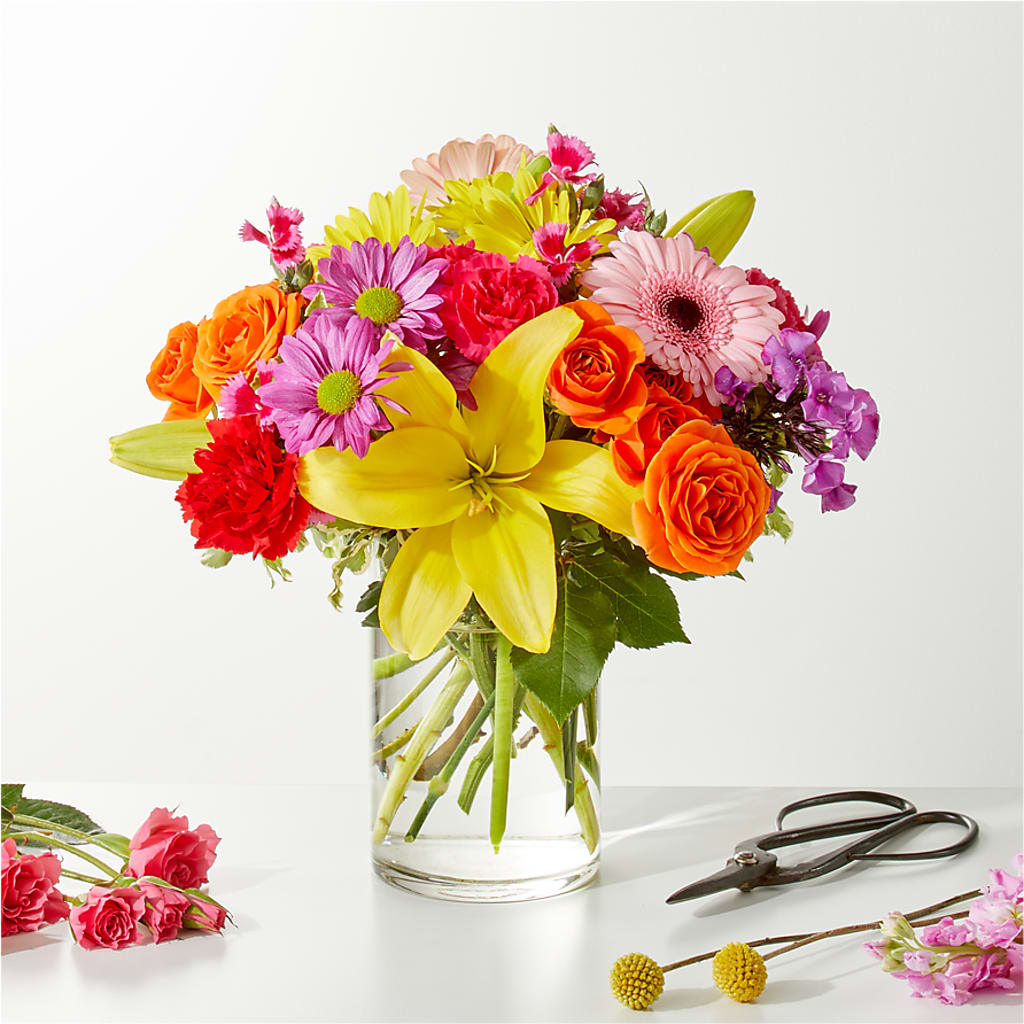 Cue the Confetti - A Florist Original – XOXO FLORALS & WINE, Newark OH