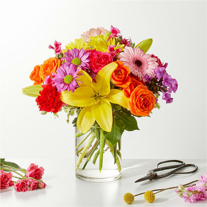 Cue the Confetti - A Florist Original – XOXO FLORALS & WINE, Newark OH