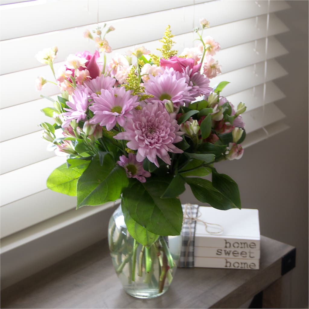 Pastel Tradition - A Florist Original – XOXO FLORALS & WINE, Newark OH