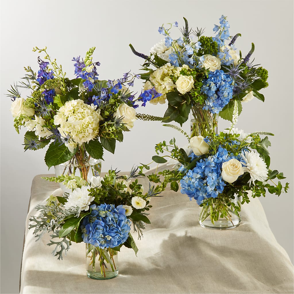 Festival of Lights – A Florist Original – XOXO FLORALS & WINE, Newark OH