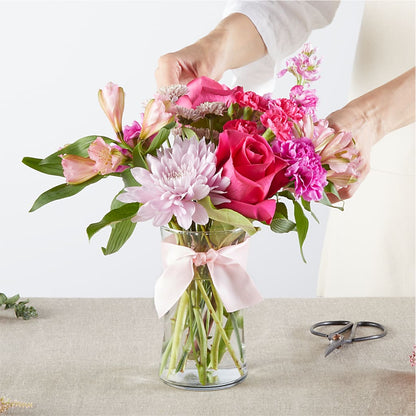 Pink Ribbon - A Florist Original – XOXO FLORALS & WINE, Newark OH