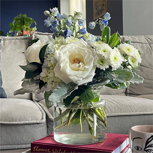 Clear Skies Bouquet – XOXO FLORALS & WINE, Newark OH