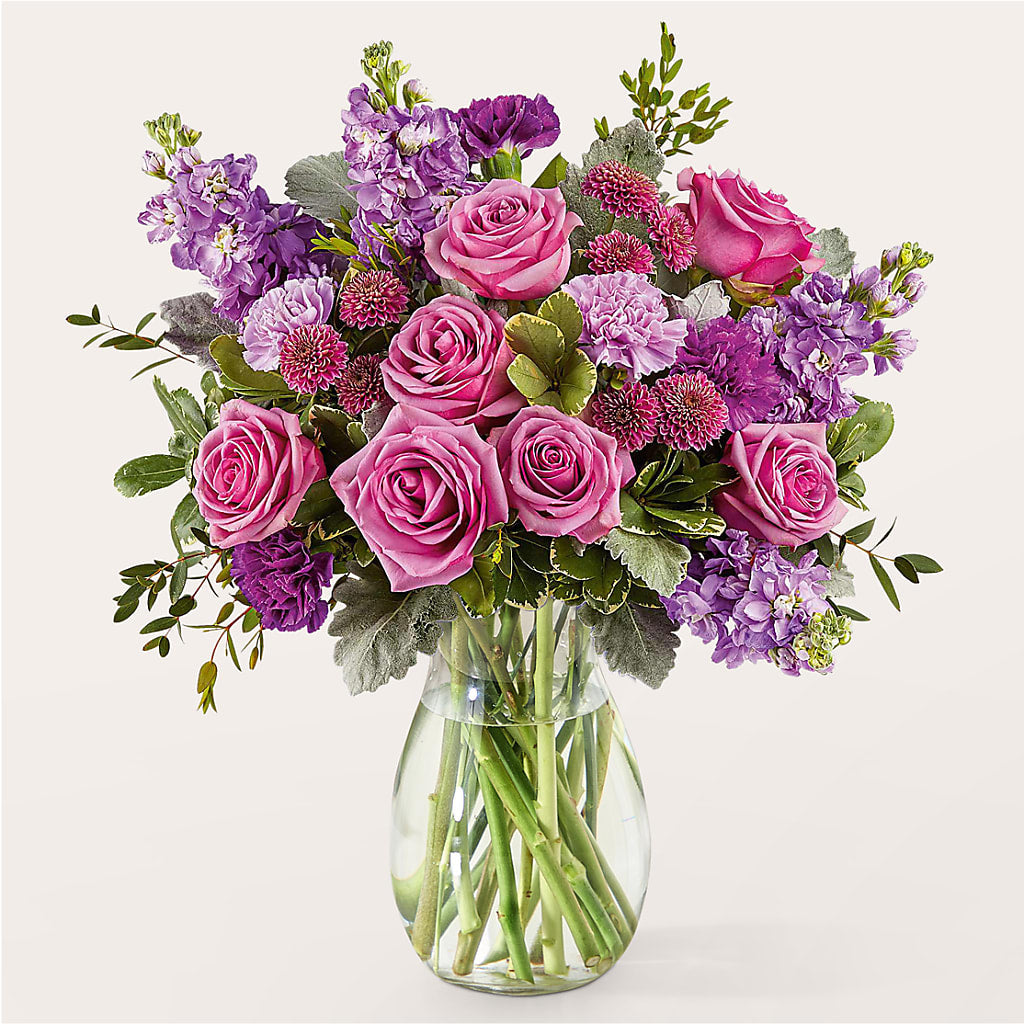 A Love Story Bouquet – XOXO FLORALS & WINE, Newark OH