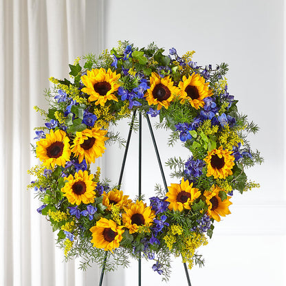 Bright Rays Wreath – XOXO FLORALS & WINE, Newark OH