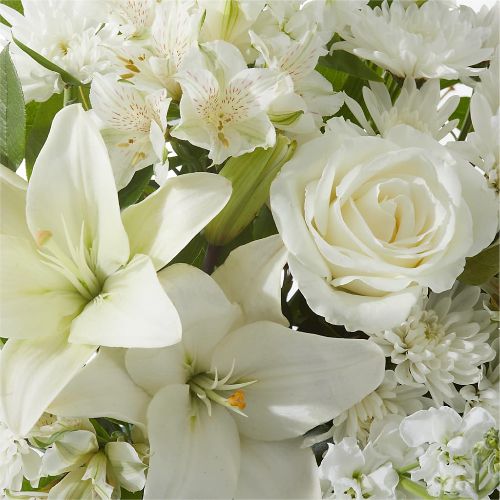 Peaceful Reflections Arrangement – XOXO FLORALS & WINE, Newark OH