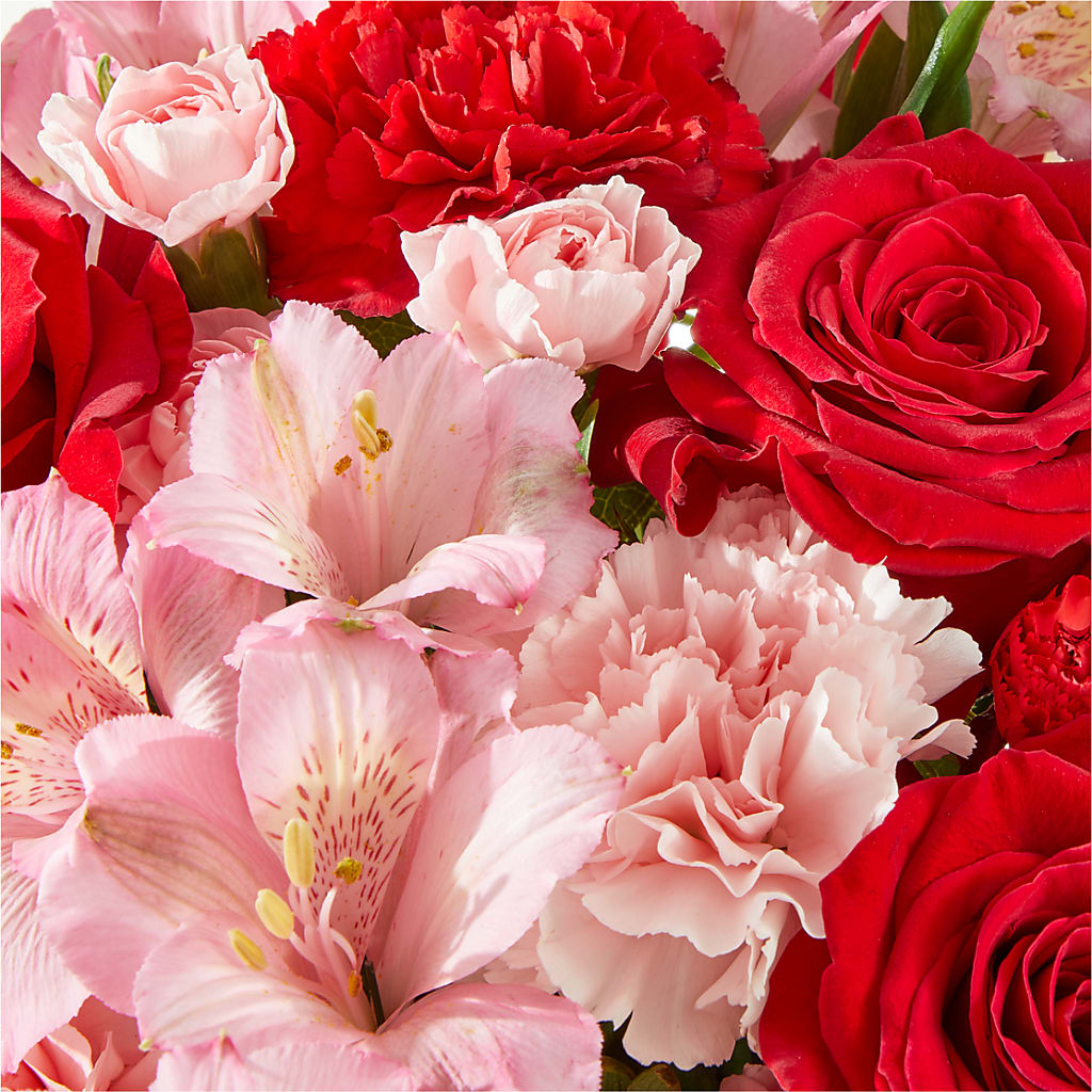 Candy Kisses Bouquet – XOXO FLORALS & WINE, Newark OH