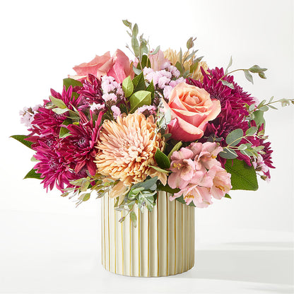 Berry Cobbler Bouquet with Ivory Vase – XOXO FLORALS & WINE, Newark OH