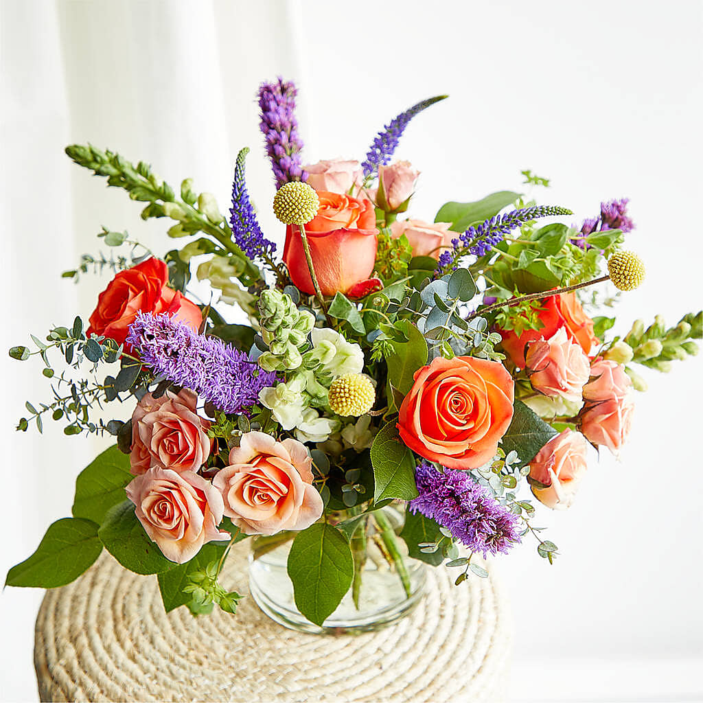 The Standout Bouquet – XOXO FLORALS & WINE, Newark OH