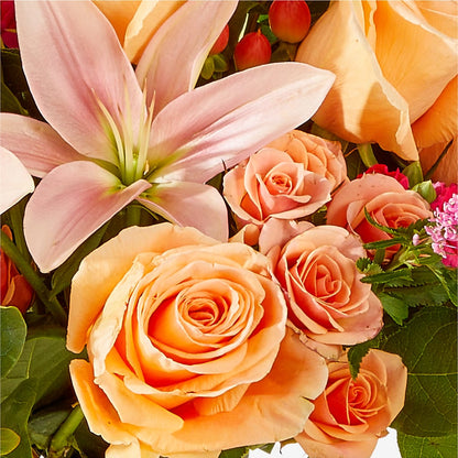 Bisous Bouquet – XOXO FLORALS & WINE, Newark OH
