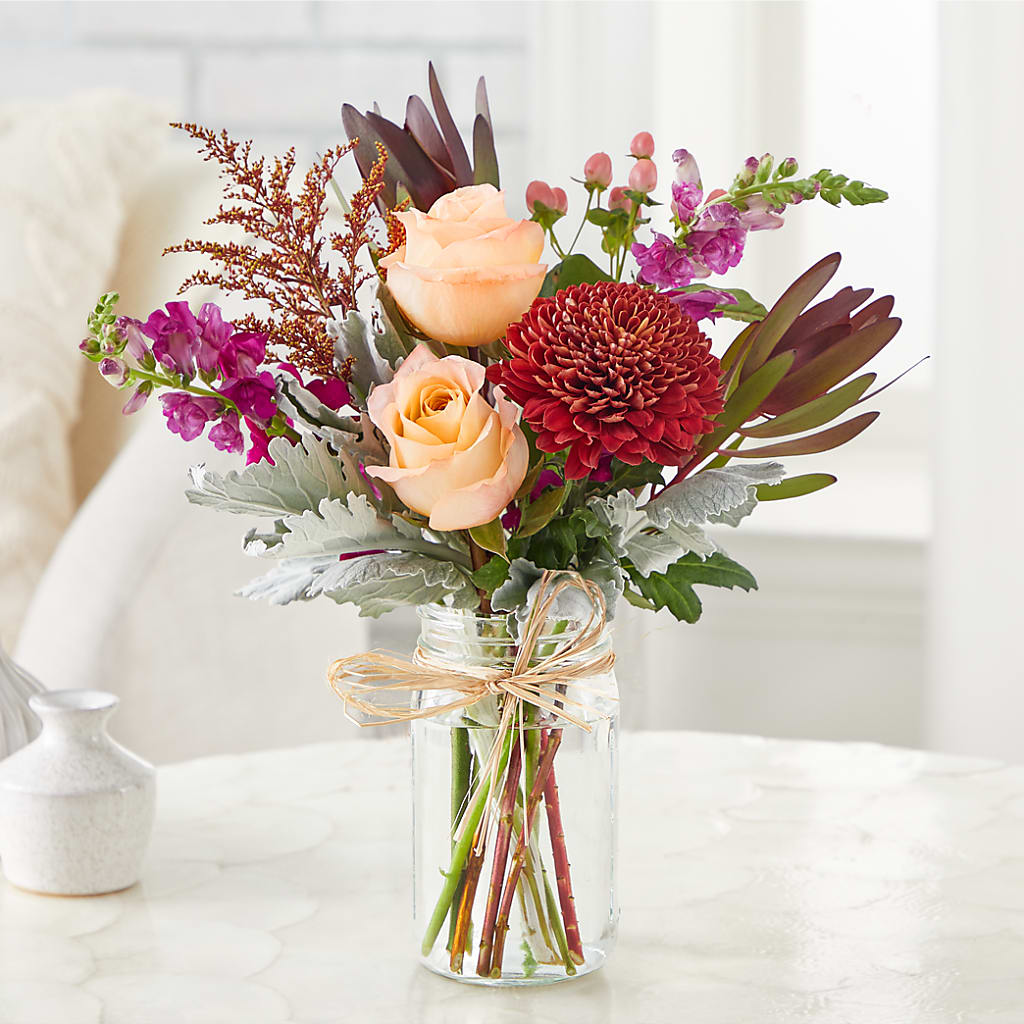 Moody Hues Bouquet – XOXO FLORALS & WINE, Newark OH