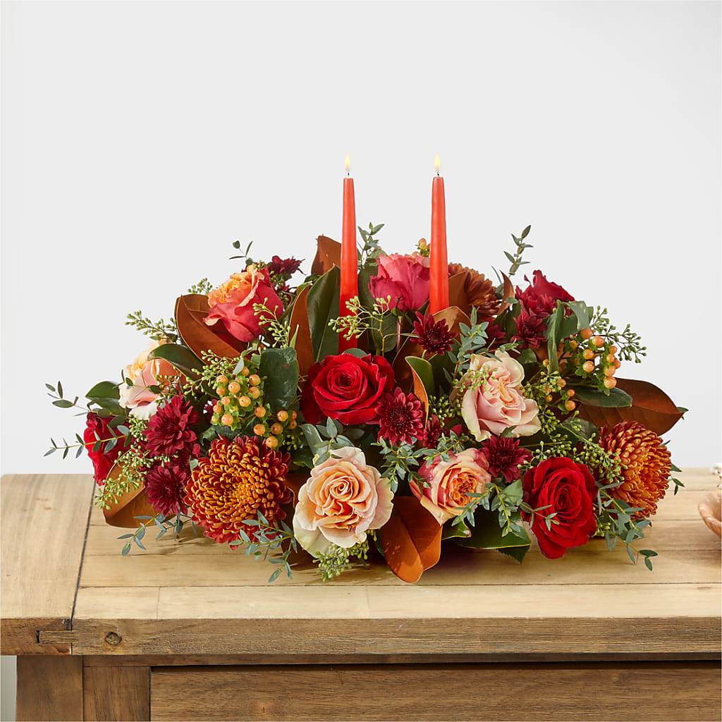 Gather Near Centerpiece – XOXO FLORALS & WINE, Newark OH