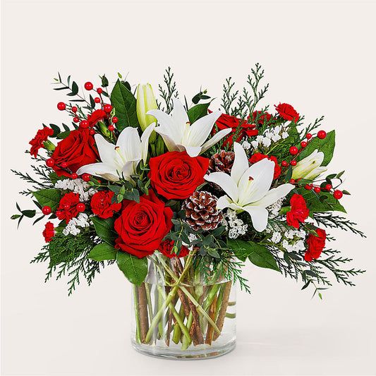 Best in Snow Bouquet – XOXO FLORALS & WINE, Newark OH