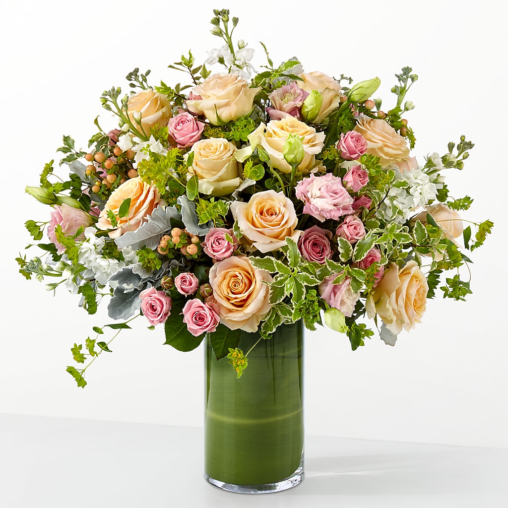 The Glamour Shot – XOXO FLORALS & WINE, Newark OH